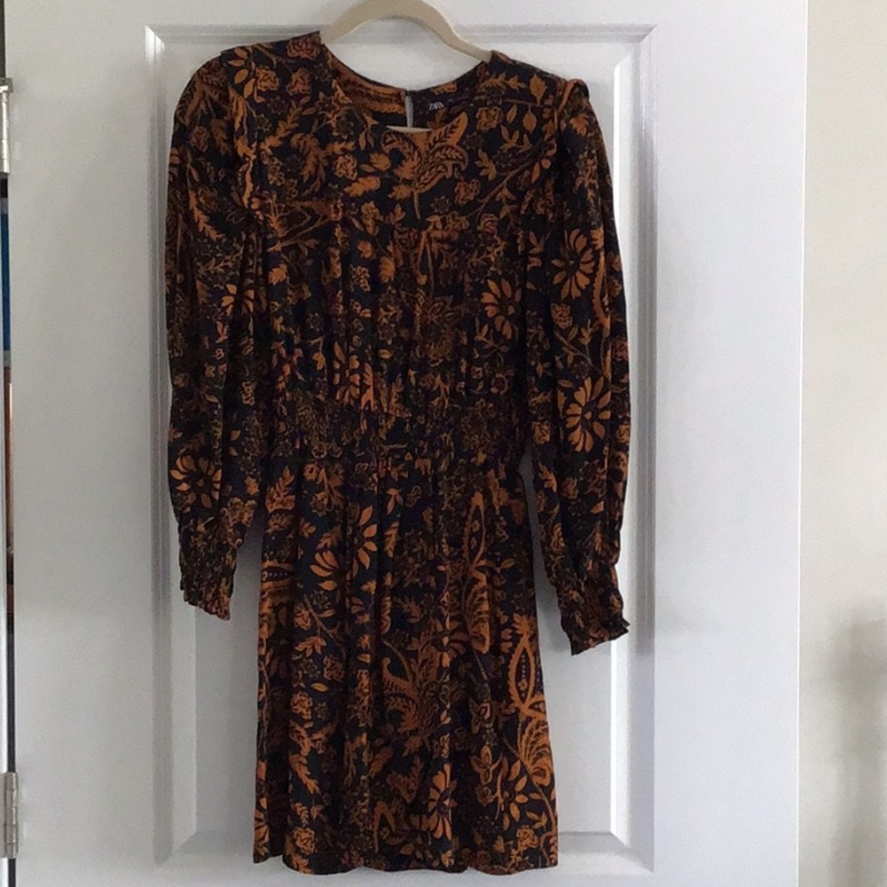 Floral printed long sleeve dress